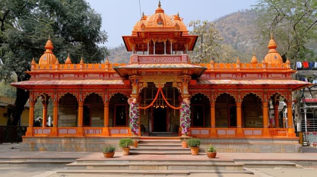 Comprehensive Himachal with Vaishno Devi Tour