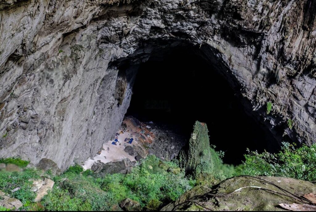World's Largest Cave in Vietnam entrance
