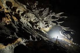 Fossil passage in Son Doong cave, world's largest cave