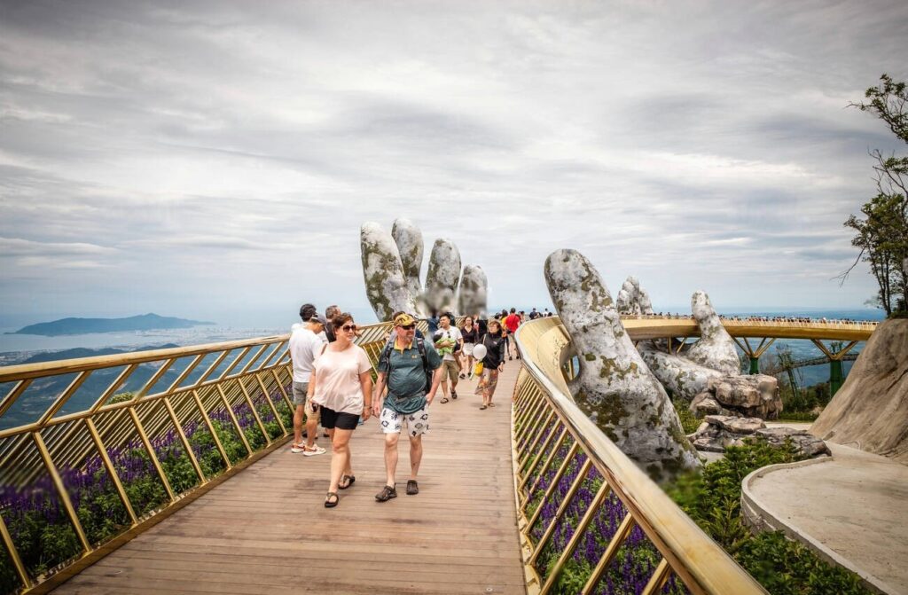 Golden Bridge in Da Nang