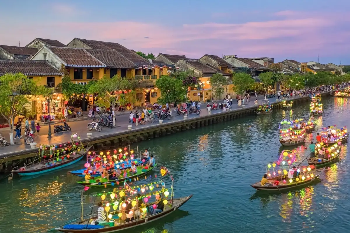 Cover photo of things to do in Da nang