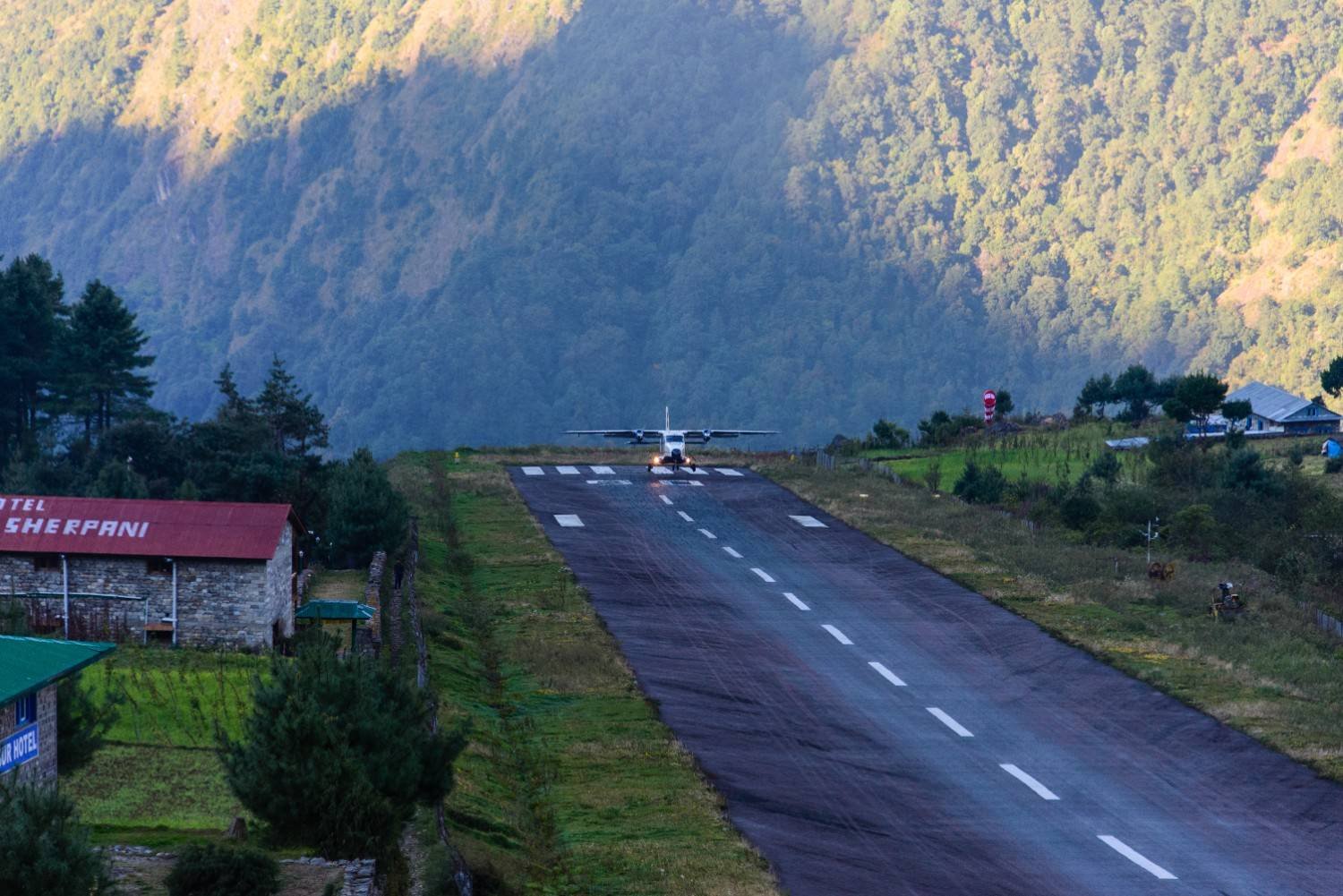 Everest Heli Tour – Fly to World’s Highest Peaks 5